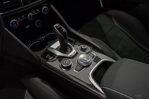 Alfa Romeo Giulia, 2.9 L, 2023 year, 0 km, Baku - Price: 104 200 $ - Tunel.az