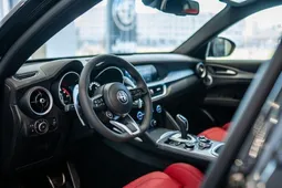 Alfa Romeo Stelvio, 2.0 L, 2022 жыл, 0 km, Baku - Баасы: 54 600 $ - Tunel.az