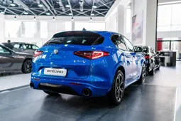 Alfa Romeo Stelvio, 2.0 L, 2022 год, 0 km, Баку - Цена: 54 600 $ - Tunel.az