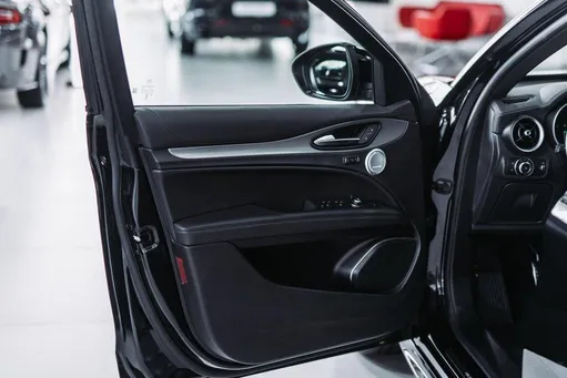 Alfa Romeo Stelvio, 2.0 L, 2022 i̇l, 0 km, Bakı - Qiymət: 54 600 $ - Tunel.az