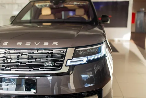 Land Rover Range Rover, 4.4 L, 2023 year, 0 km, Baku - Price: 235 300 $ - Tunel.az