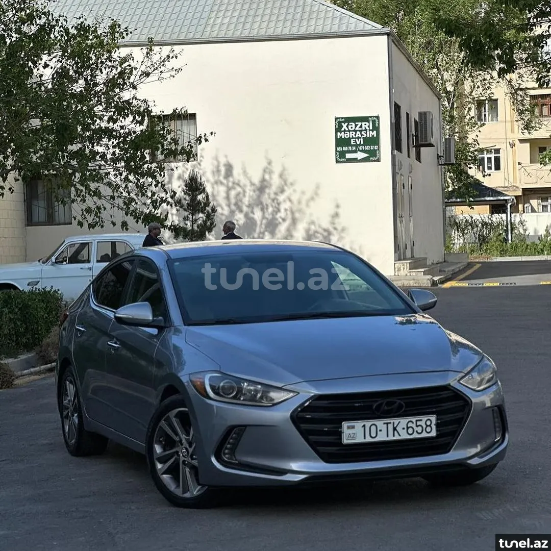 Hyundai Elantra 2016