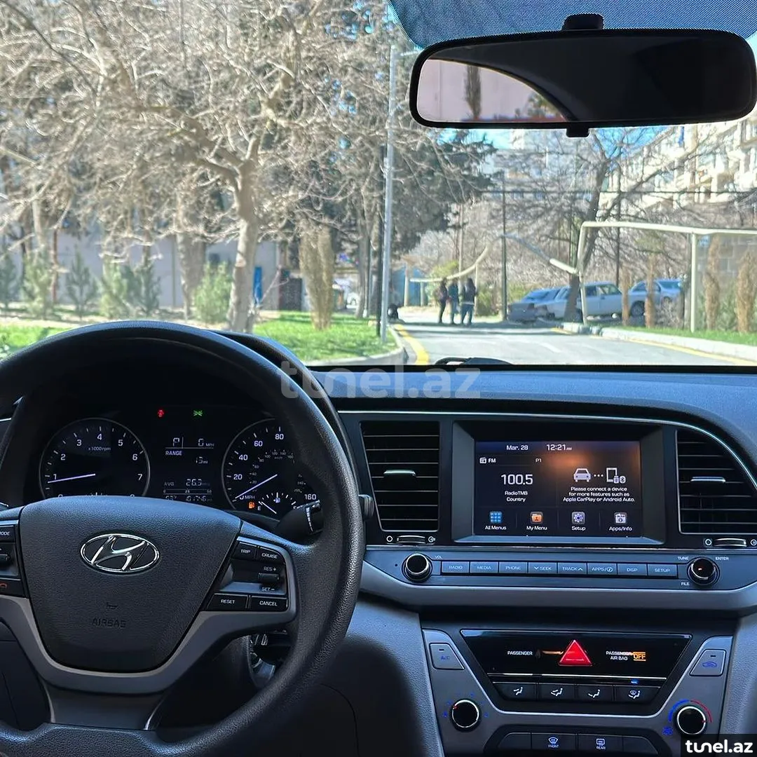Hyundai Elantra 2016