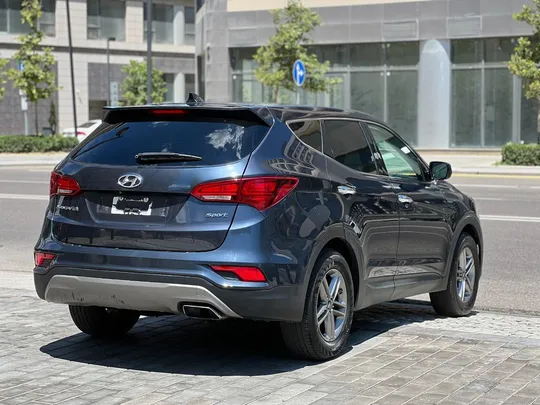 Hyundai Santa Fe, 0.0 L, 2016 წელი, 0 mil, Baku - ფასი: 0 ₼ - Tunel.az