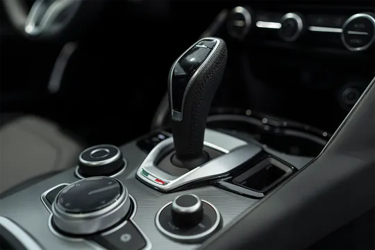 Alfa Romeo Giulia, 2.0 L, 2022 год, 0 km, Баку - Цена: 50 100 $ - Tunel.az