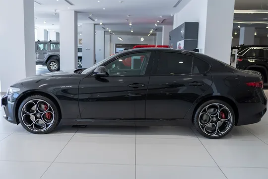 Alfa Romeo Giulia, 2.0 L, 2022 год, 0 km, Баку - Цена: 50 100 $ - Tunel.az