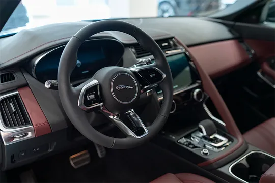 Jaguar F-Pace, 2.0 L, 2023 i̇l, 0 km, Bakı - Qiymət: 96 400 $ - Tunel.az
