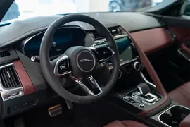 Jaguar F-Pace, 2.0 L, 2023 i̇l, 0 km, Bakı - Qiymət: 96 400 $ - Tunel.az