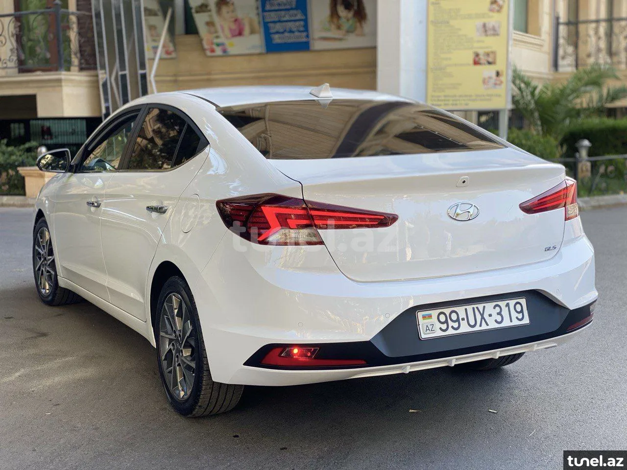 Hyundai Elantra 2020