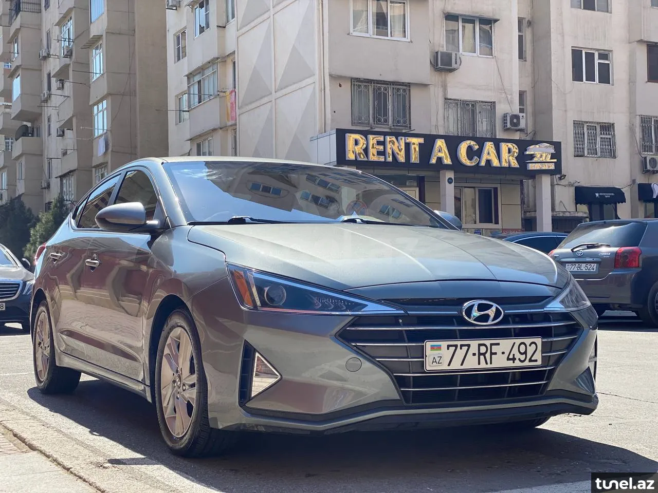 Hyundai Elantra 2020