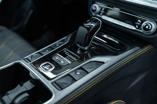 Bestune T77, 1.5 L, 2024 год, 0 km, Баку - Цена: 20 500 $ - Tunel.az