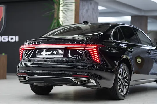 Hongqi H5, 1.5 L, 2023 год, 0 km, Баку - Цена: 32 300 $ - Tunel.az