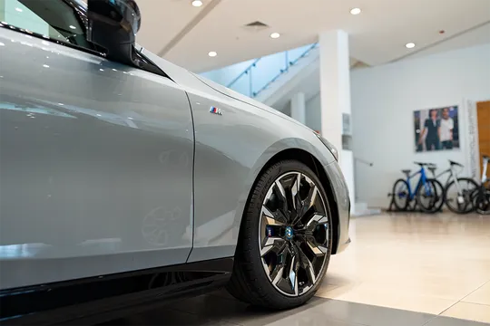 BMW i5, 0.0 L, 2023 year, 0 km, Baku - Price: 105 900 € - Tunel.az