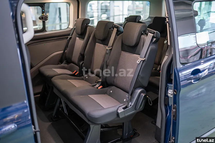 Ford Tourneo Custom 2023