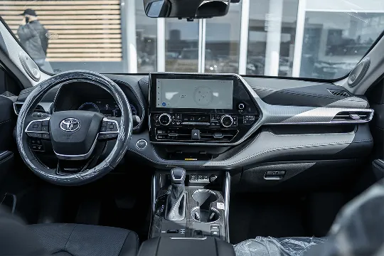 Toyota Highlander, 2.5 L, 2024 год, 0 km, Баку - Цена: 106 600 ₼ - Tunel.az