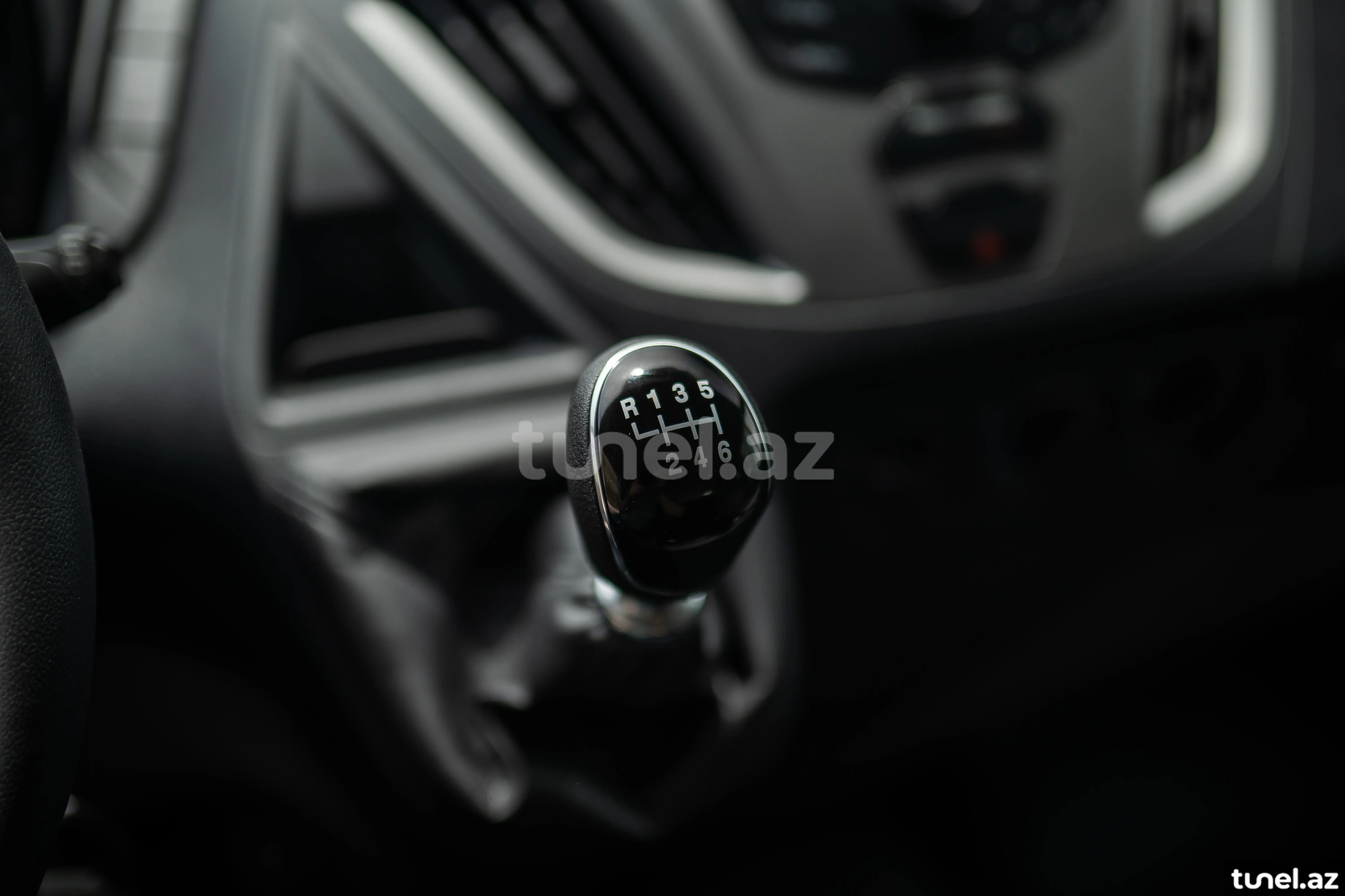 Ford Tourneo Custom 2023