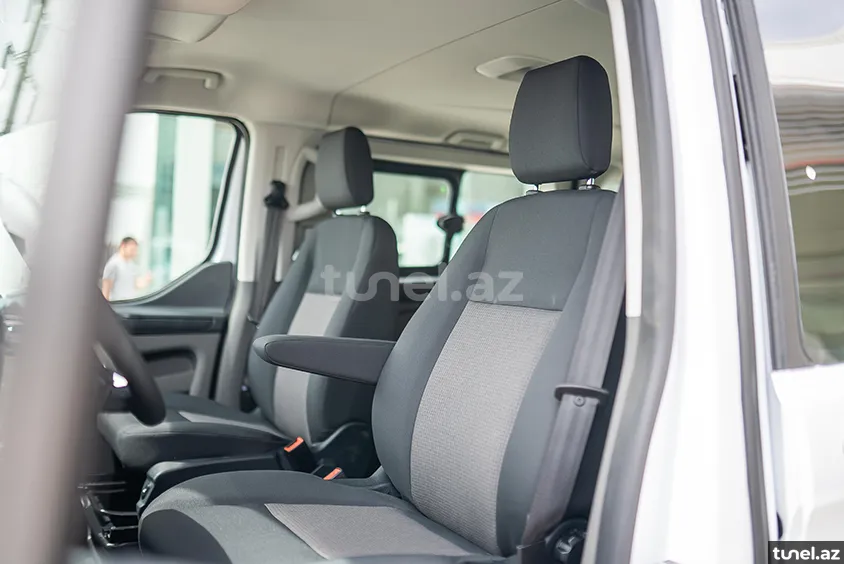 Ford Tourneo Custom 2023