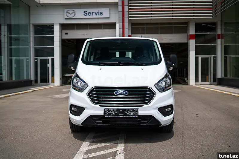Ford Tourneo Custom 2023