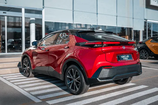 Toyota C-HR, 1.8 L, 2023 год, 0 km, Баку - Цена: 54 600 ₼ - Tunel.az