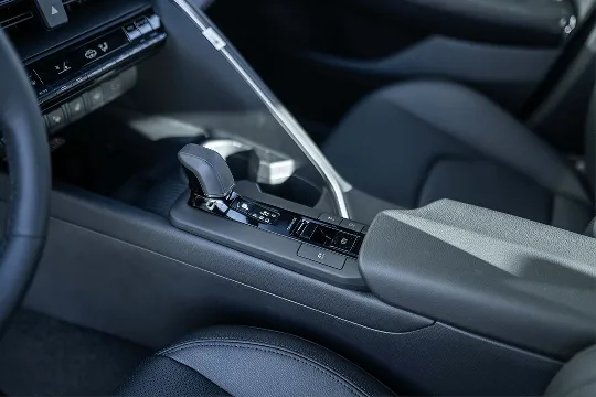 Toyota C-HR, 1.8 L, 2023 год, 0 km, Баку - Цена: 54 600 ₼ - Tunel.az