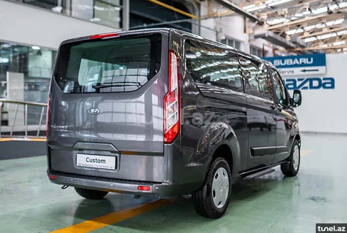Ford Tourneo Custom 2023