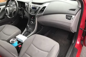 Hyundai Elantra, 1.8 L, 2015 año, 225 432 km, Baku - Precio: 19 600 ₼ - Tunel.az
