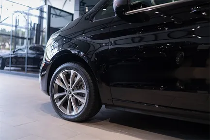 Mercedes V 220, 2.0 L, 2023 год, 0 km, Баку - Цена: 75 290 € - Tunel.az
