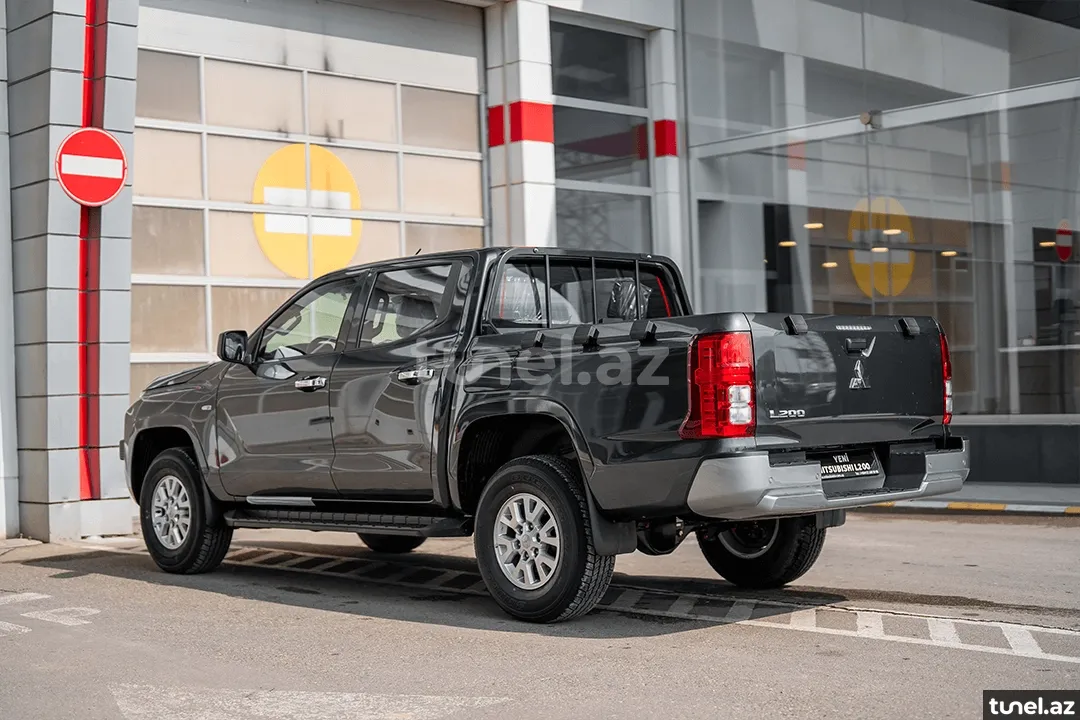 Mitsubishi L200 2024
