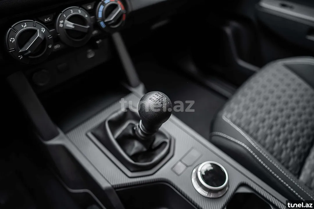Mitsubishi L200 2024