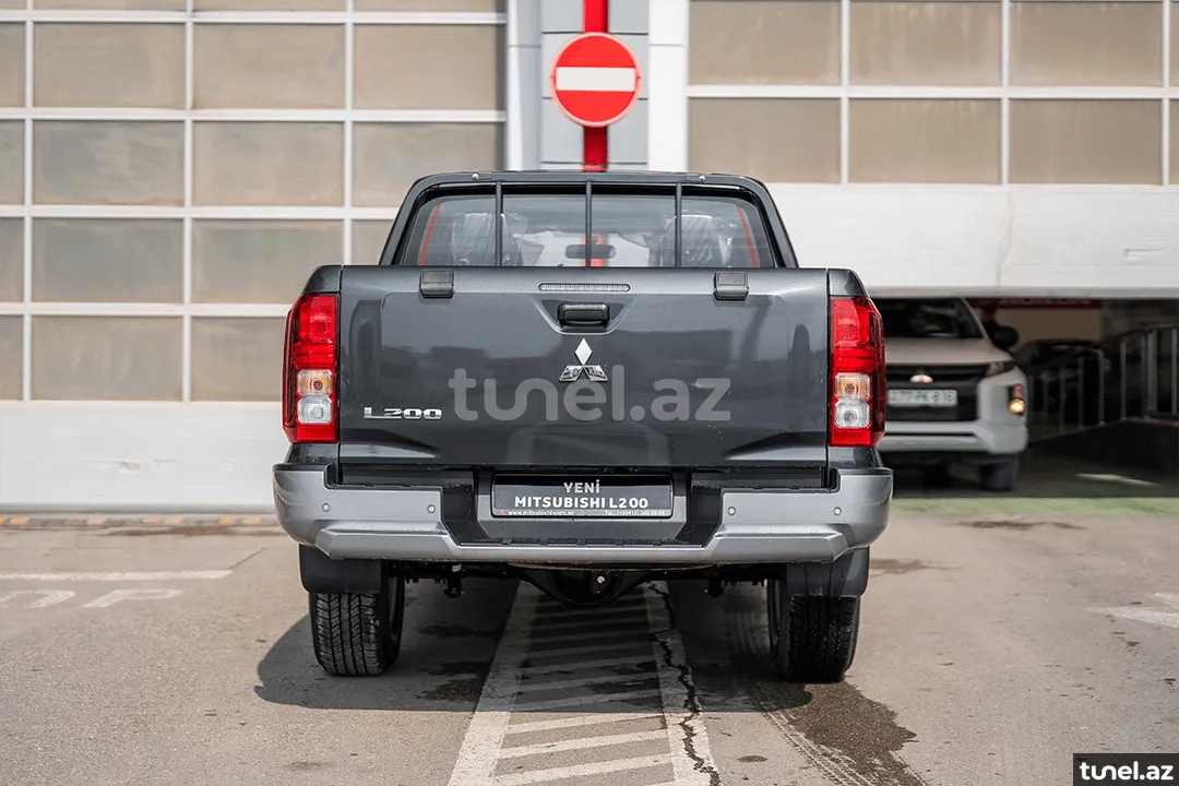 Mitsubishi L200 2024