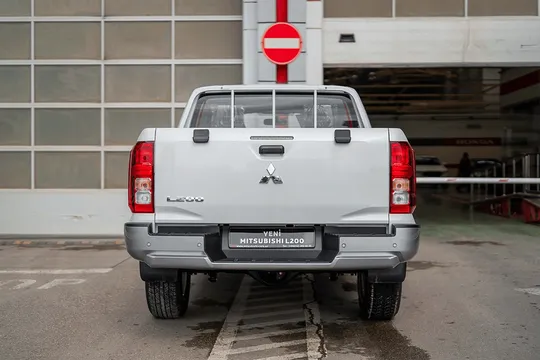 Mitsubishi L200, 2.5 L, 2024 წელი, 0 km, Baku - ფასი: 64 500 ₼ - Tunel.az