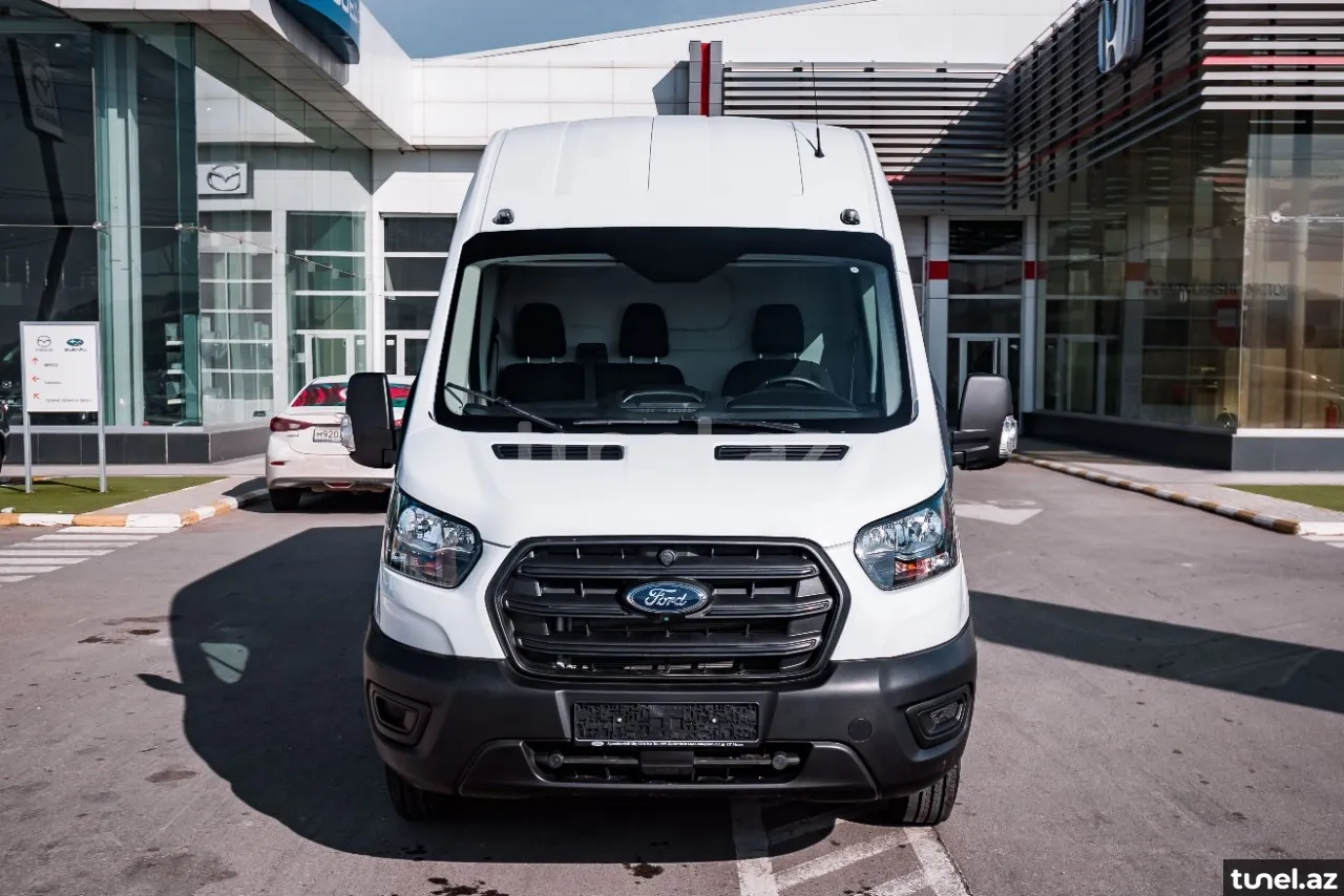 Ford Transit 2023