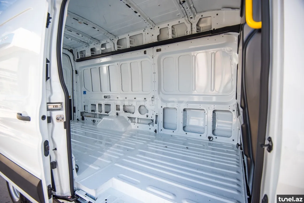 Ford Transit 2023