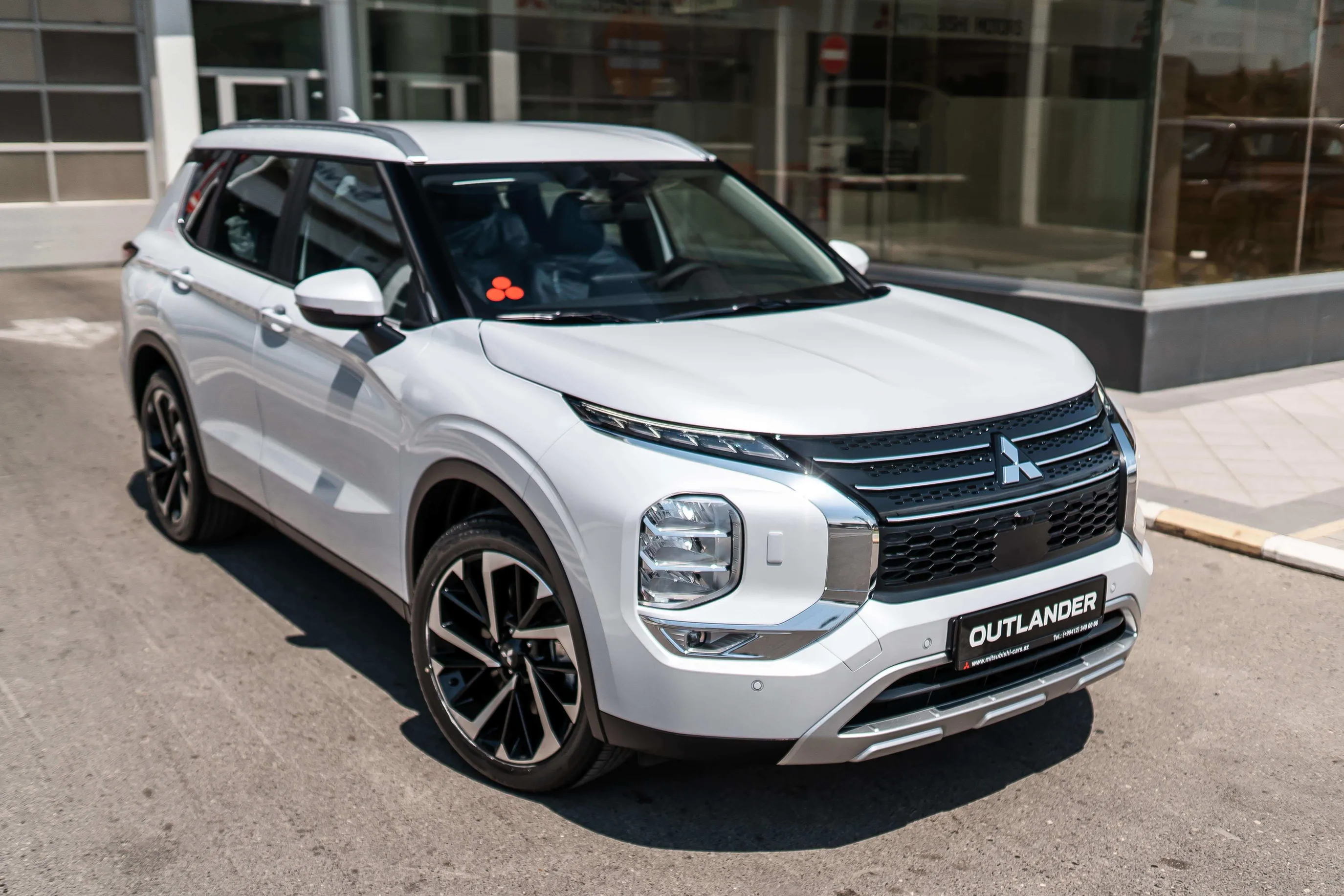Mitsubishi Outlander, 2.5 L, 2023 год, 0 km, Баку - Цена: 65 500 ₼ - Tunel.az