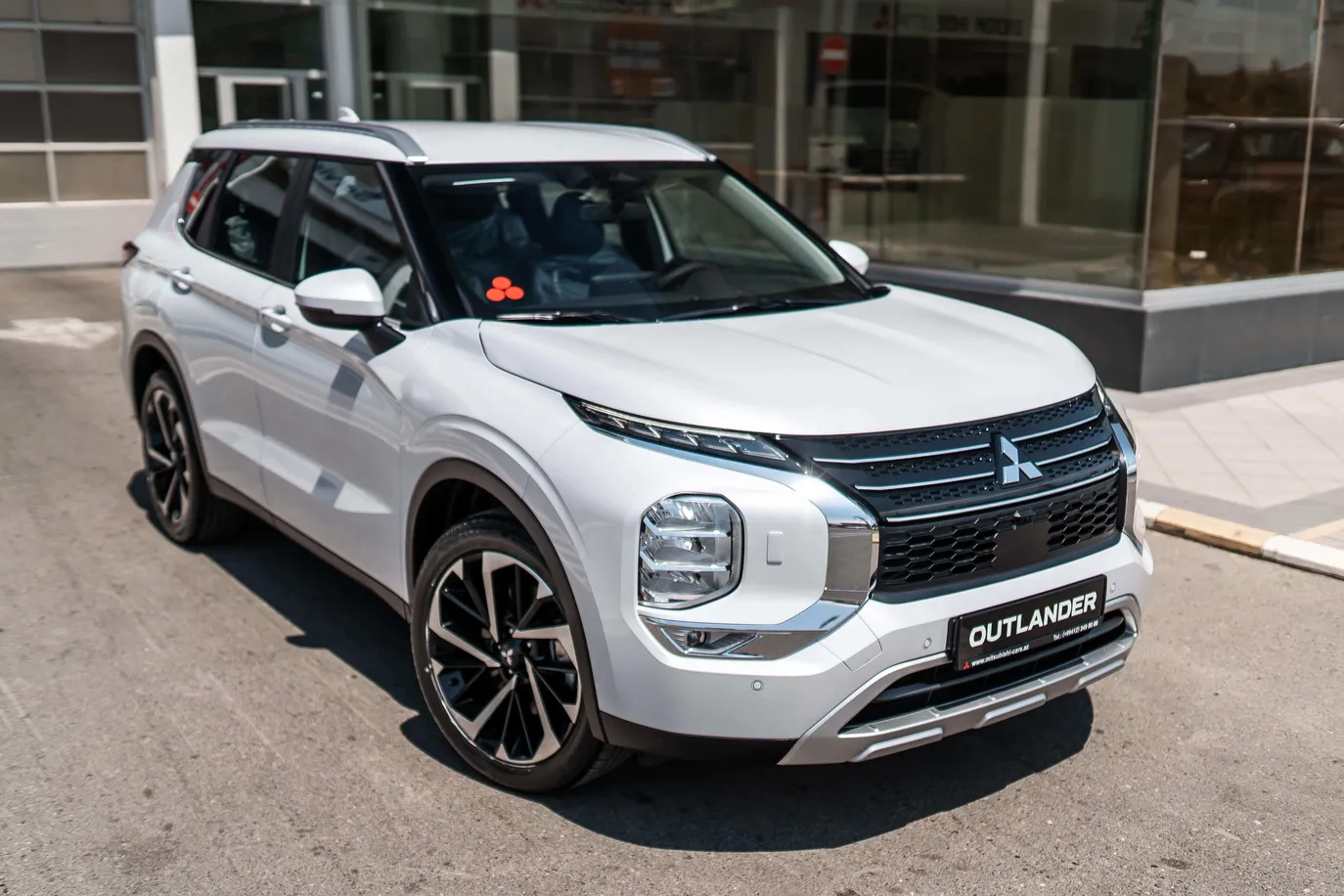 Mitsubishi Outlander, 2.5 L, 2023 год, 0 km, Баку - Цена: 65 500 ₼ - Tunel.az