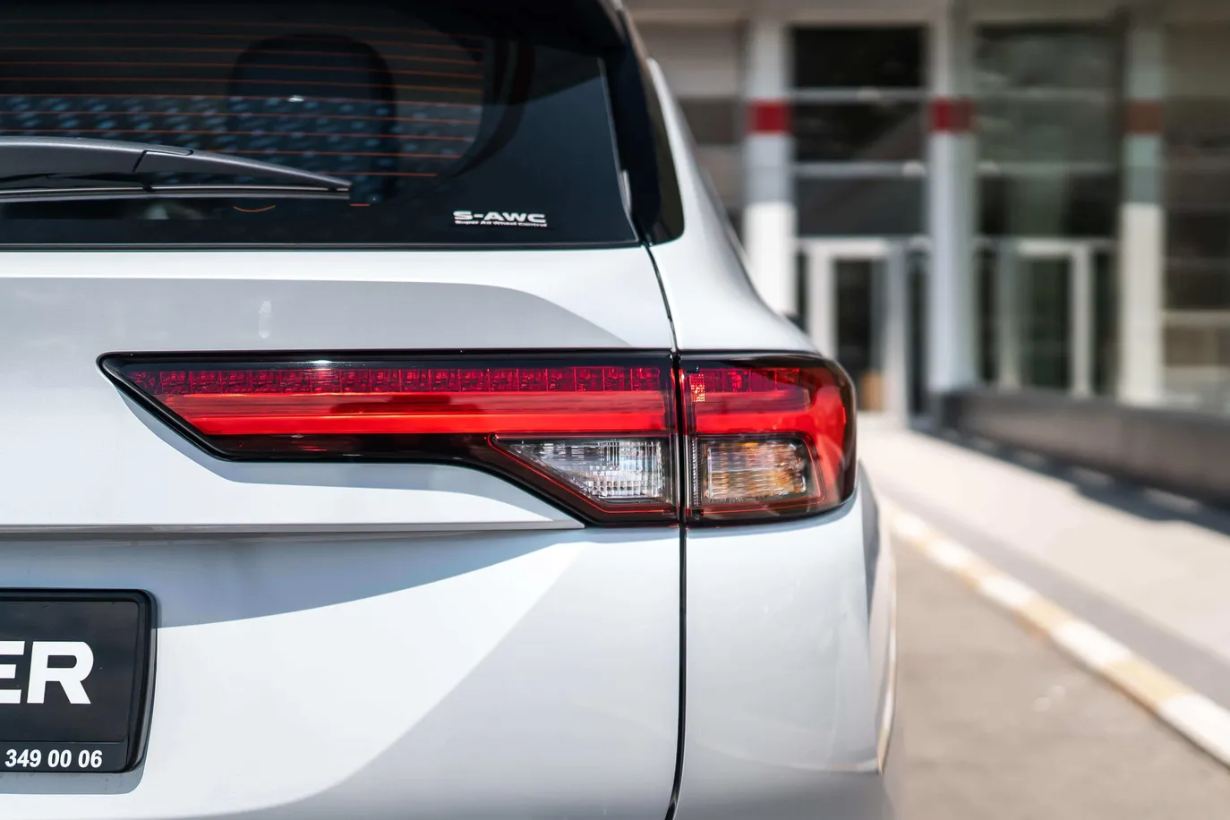 Mitsubishi Outlander, 2.5 L, 2023 год, 0 km, Баку - Цена: 65 500 ₼ - Tunel.az