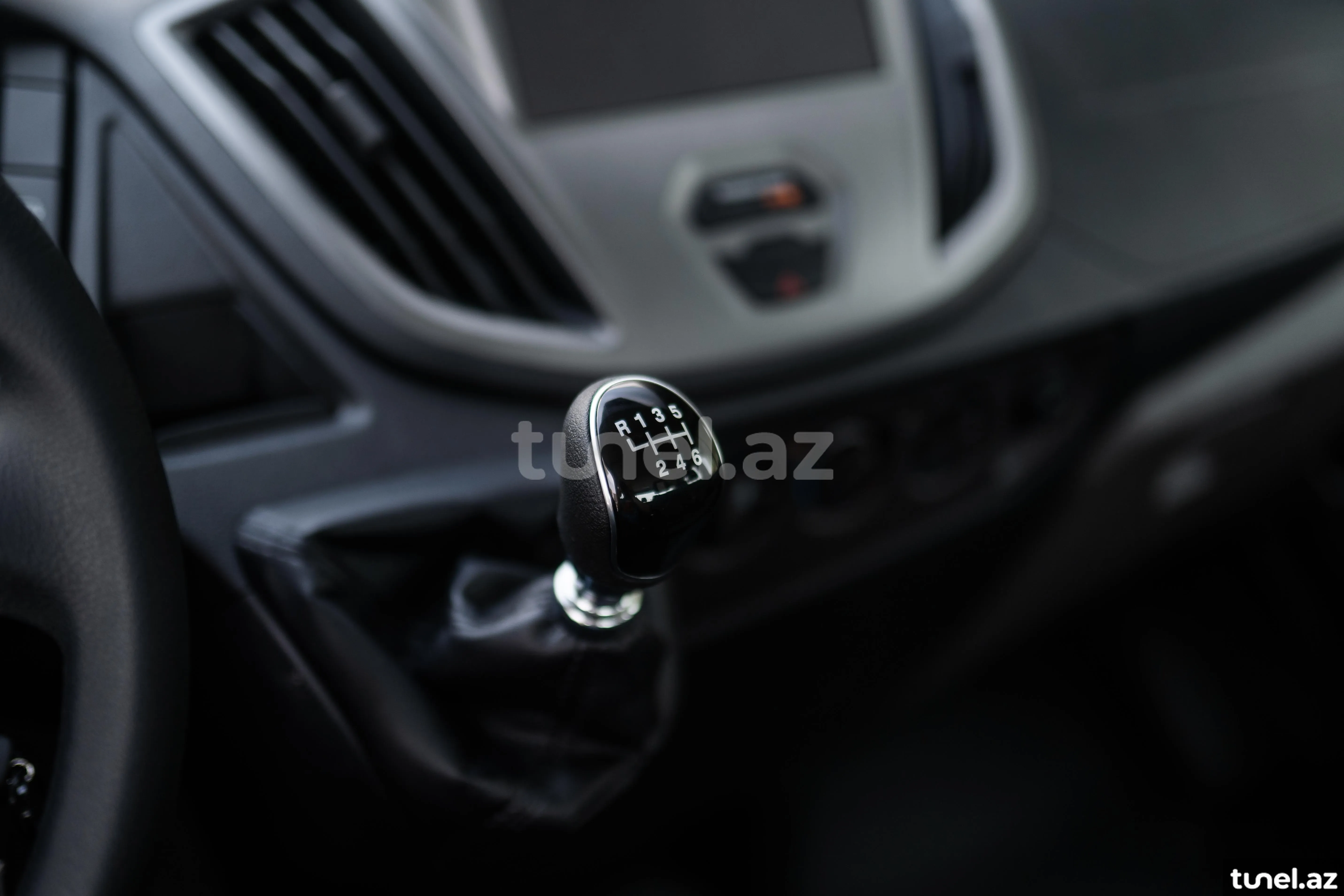 Ford Transit 2023