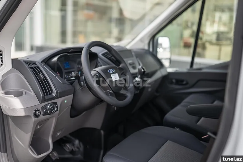 Ford Transit 2023