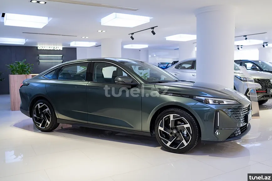 Changan Lamore 2024