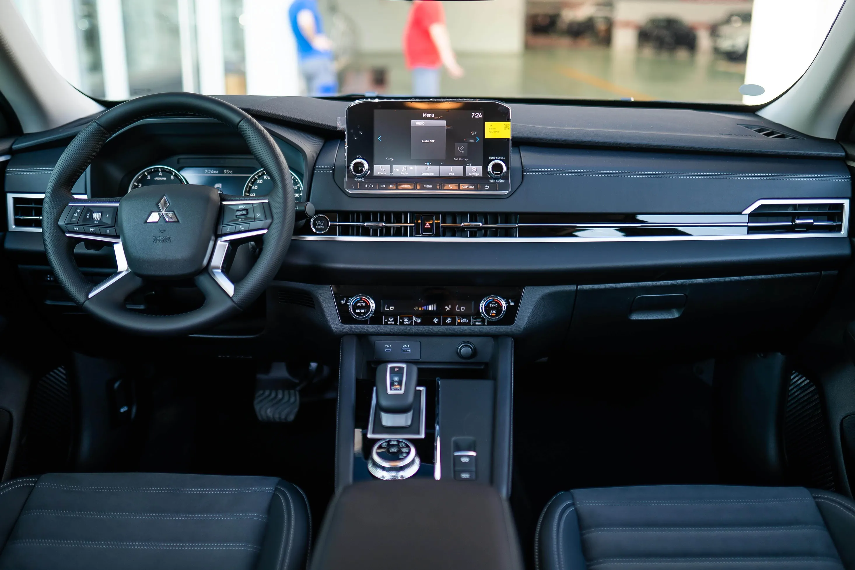 Mitsubishi Outlander, 2.5 L, 2023 год, 0 km, Баку - Цена: 65 500 ₼ - Tunel.az