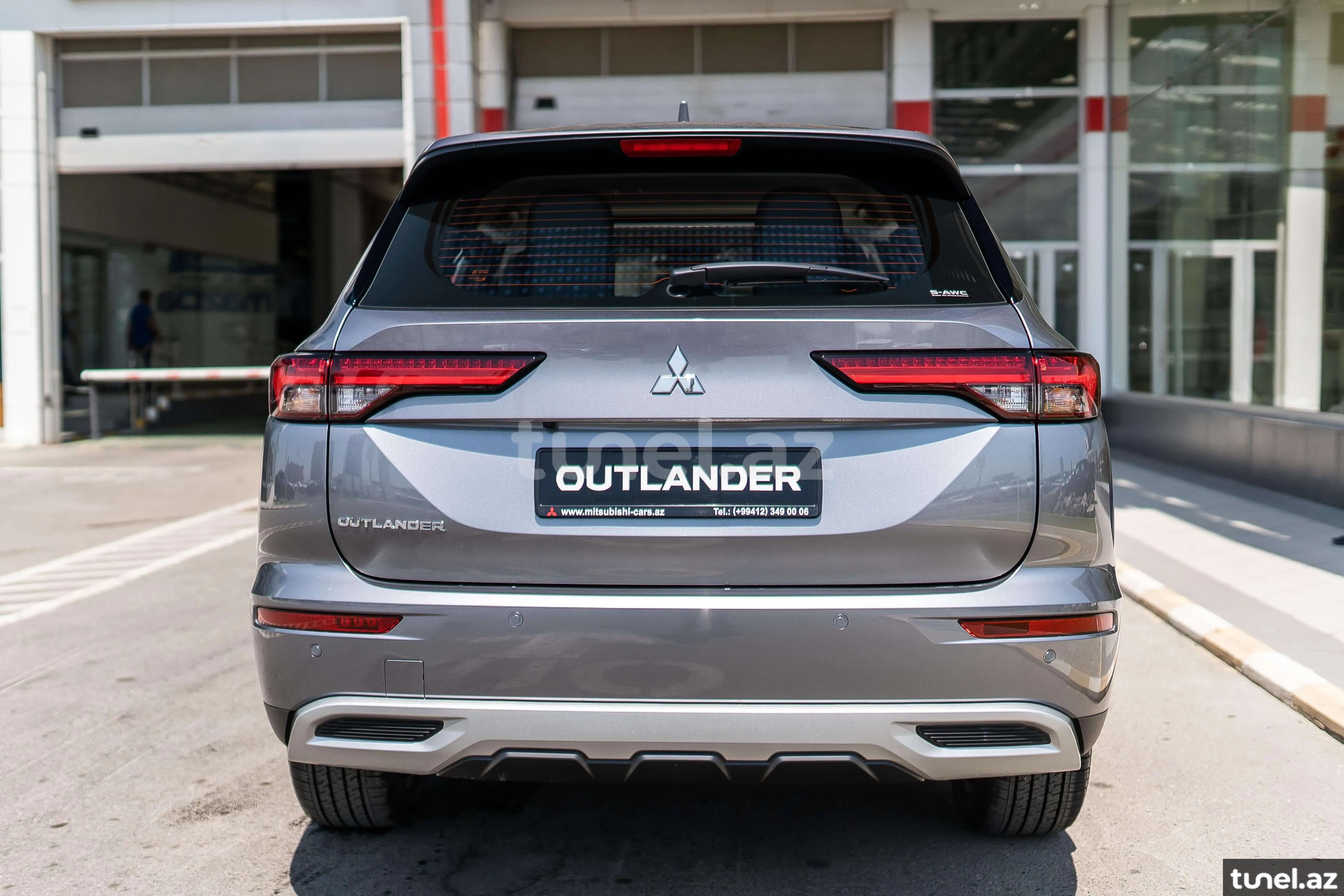Mitsubishi Outlander 2023