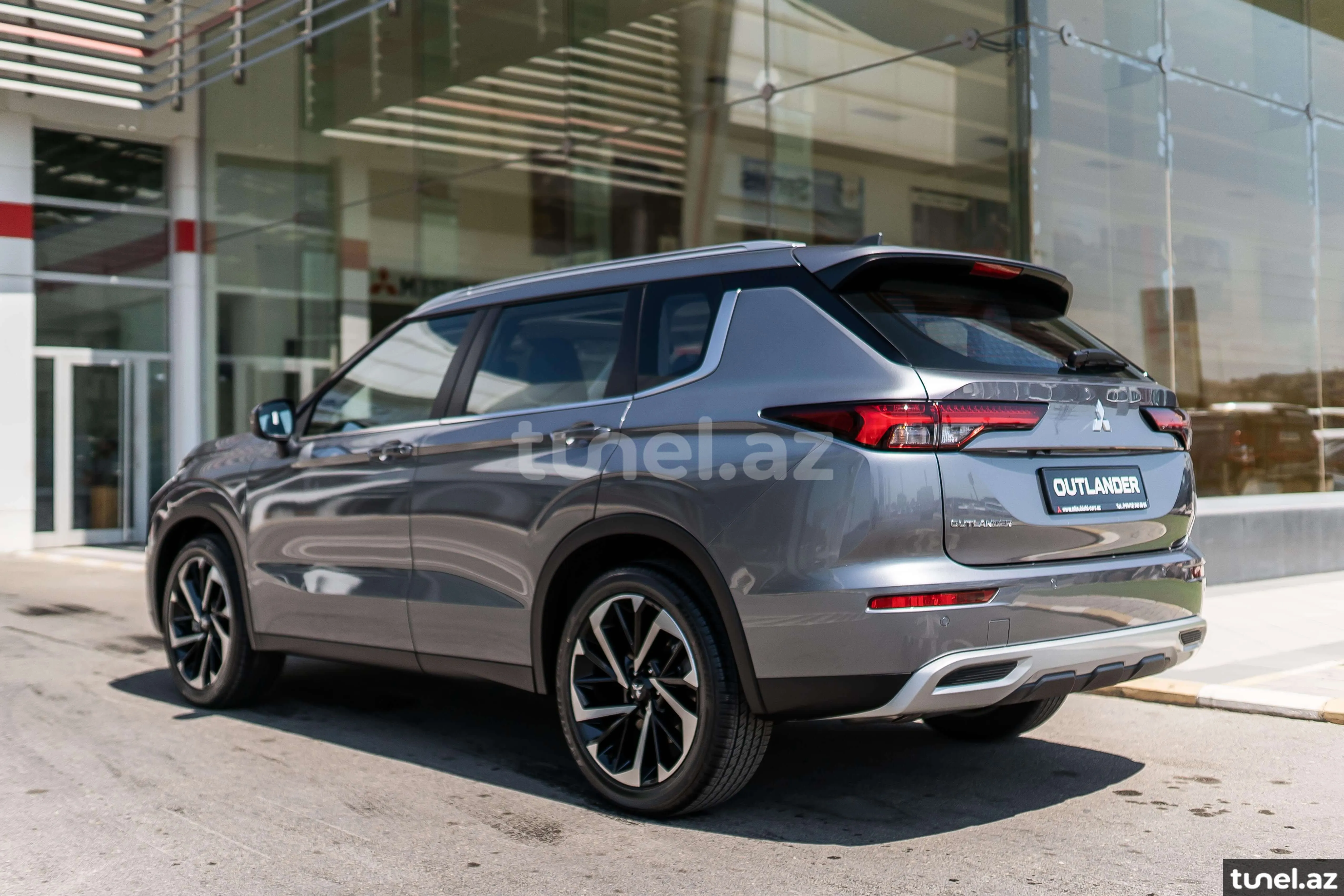 Mitsubishi Outlander 2023