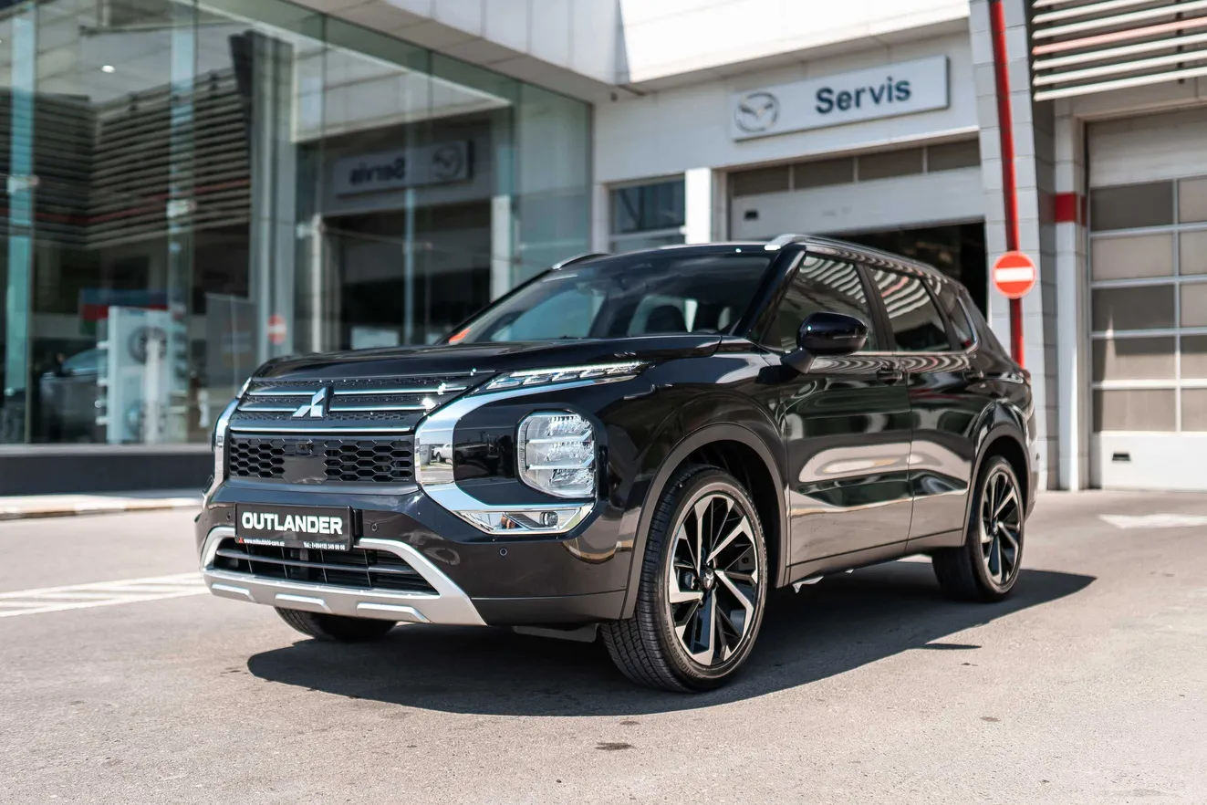 Mitsubishi Outlander, 2.5 L, 2023 year, 0 km, Baku - Price: 65 500 ₼ - Tunel.az
