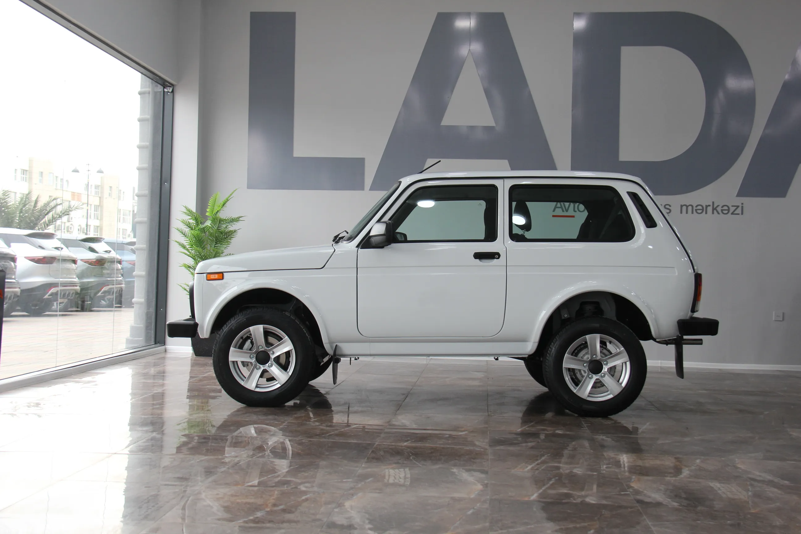LADA (VAZ) Niva, 1.7 L, 2024 год, 0 km, Баку - Цена: 18 700 ₼ - Tunel.az