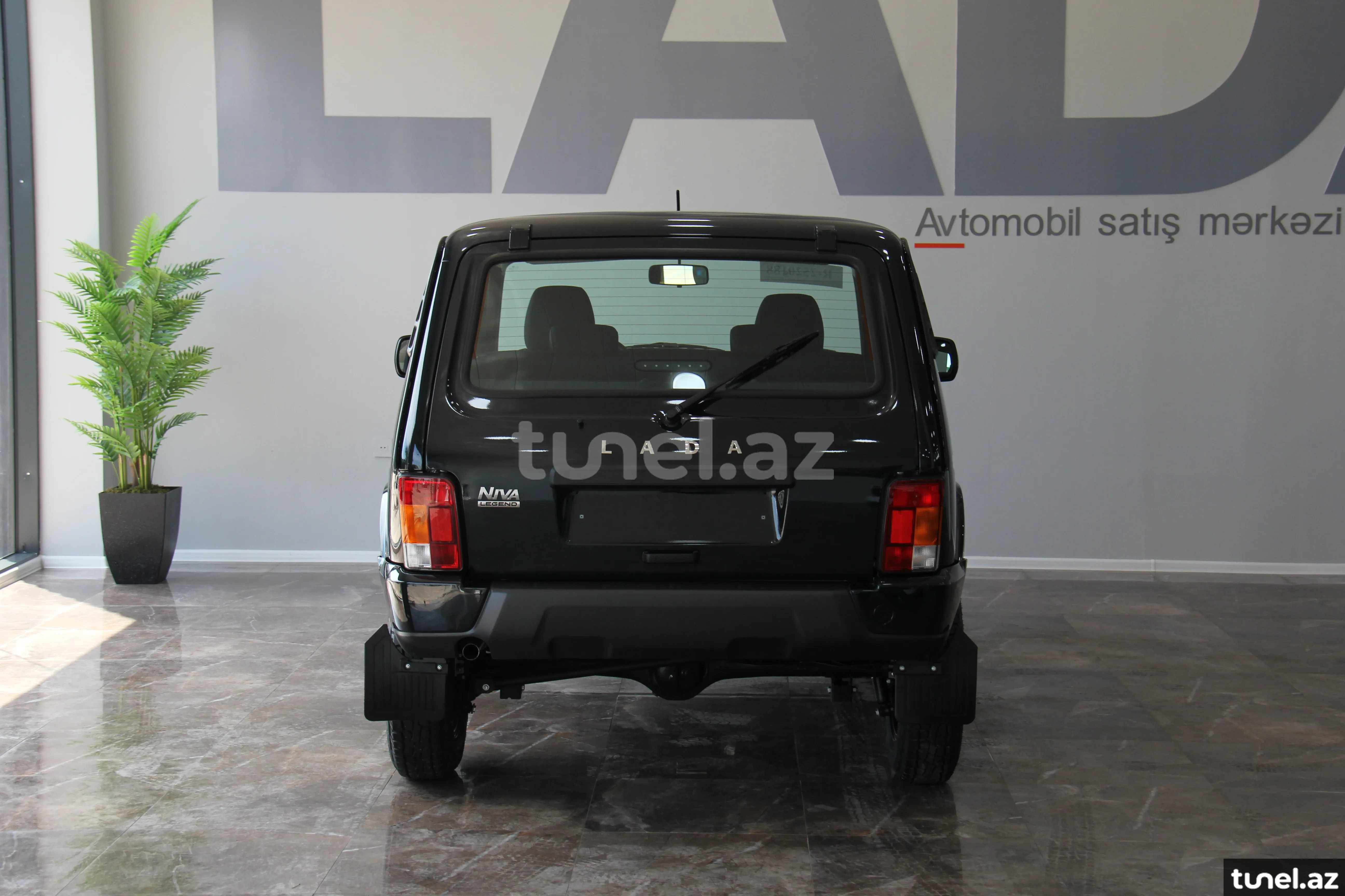 LADA (VAZ) Niva 2023