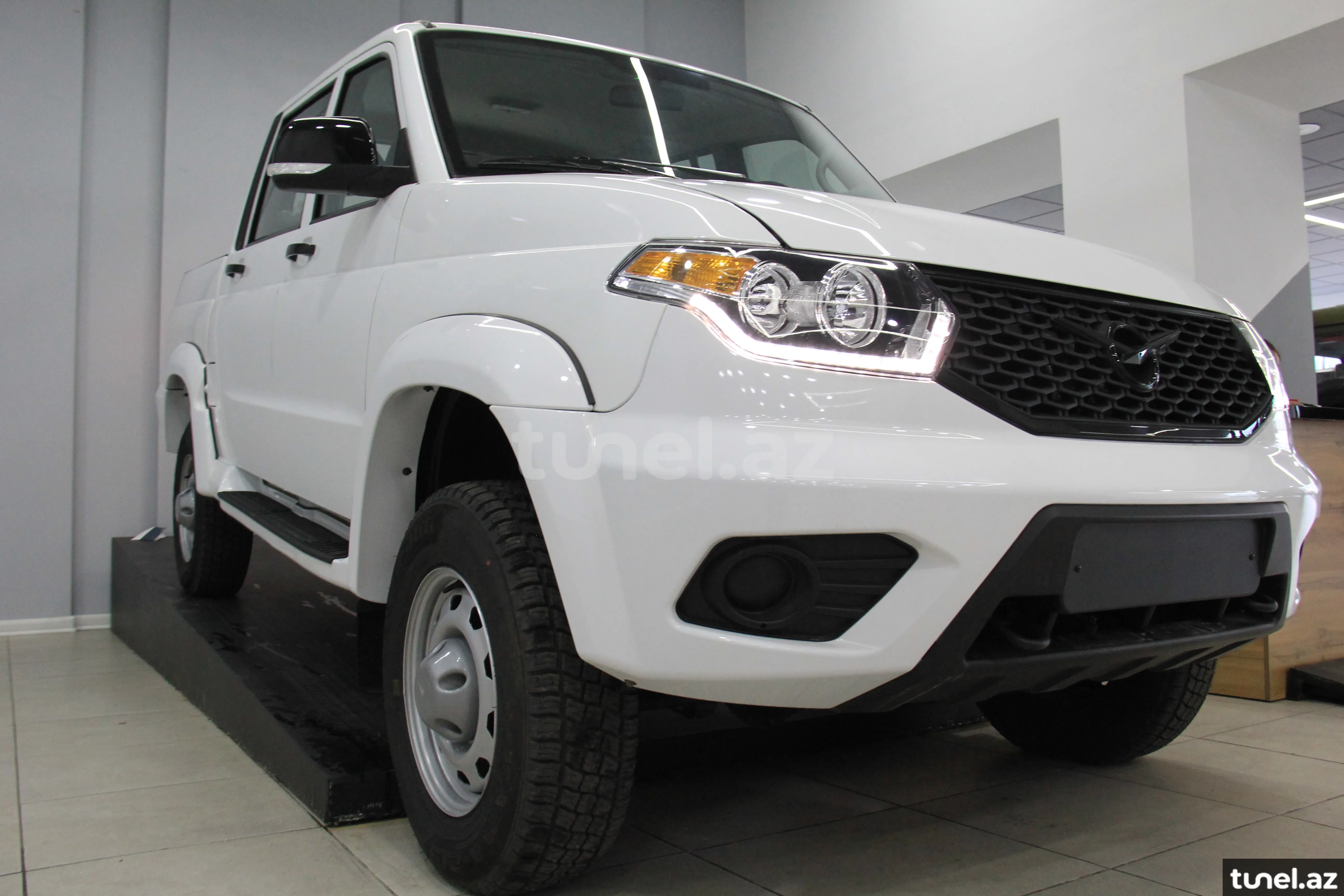 UAZ Pickup 2023