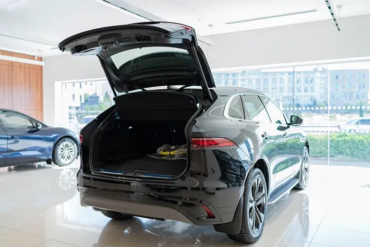 Jaguar F-Pace R, 2.0 L, 2023 жыл, 0 km, Baku - Баасы: 97 000 $ - Tunel.az