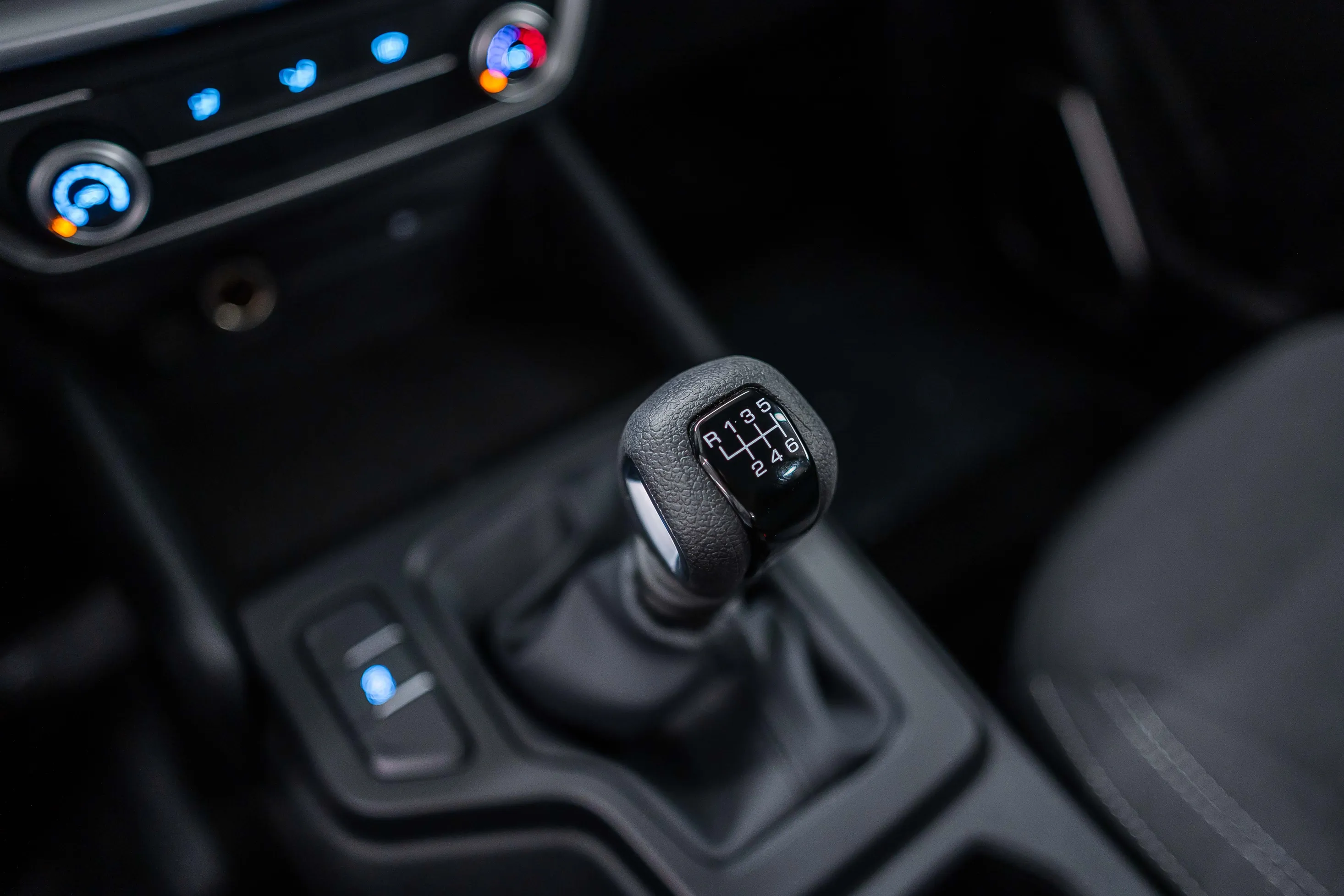 JMC Vigus Plus, 2.0 L, 2024 год, 0 km, Баку - Цена: 43 900 ₼ - Tunel.az