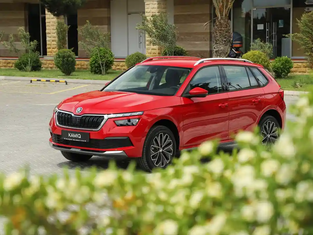 Škoda-dan yayın ən yaxşı fürsəti! Yenilikçi dizayn, etibarlı mühərrikə sahib Škoda Kamiq modelini elə indi ilkin ödənişsiz, 60 ay müddətinə kredit imkanı ilə əldə edin. Yayı Škoda ilə qarşılayın!
📞 *5544
🌐 https://www.skoda.az
📍 Babək pr, 74
#skoda #skodaaz #skodagram #skodacz #skodakamiq #kamiq