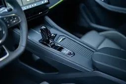 Lynk & Co 03, 2.0 L, 2024 année, 0 km, Baku - Prix : 54 900 ₼ - Tunel.az